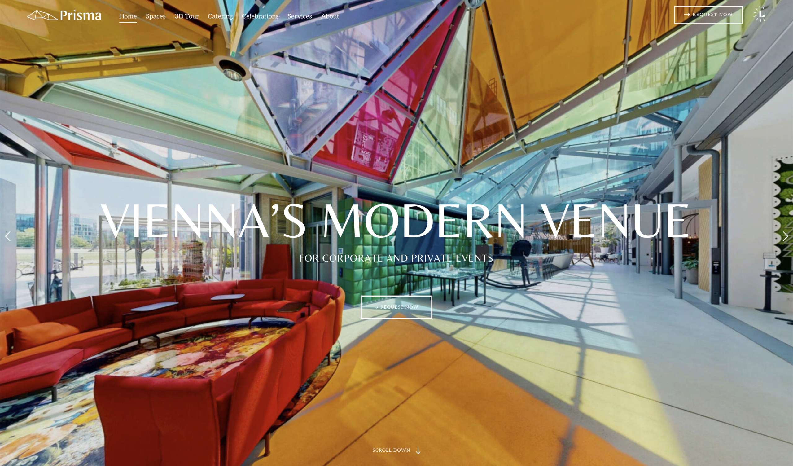 Startseite von Prisma by Lumia in Wien mit farbigem Glasdach als Titelbild